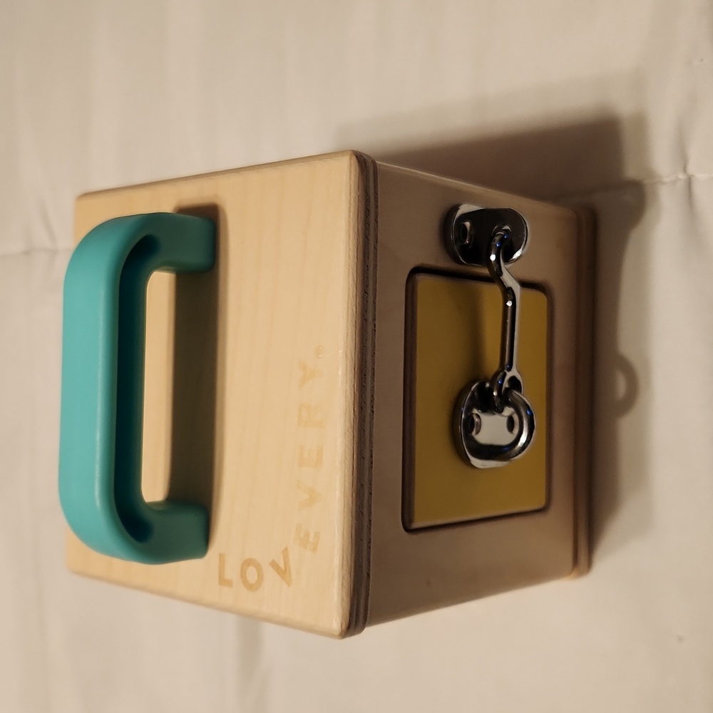 Wooden baby toy